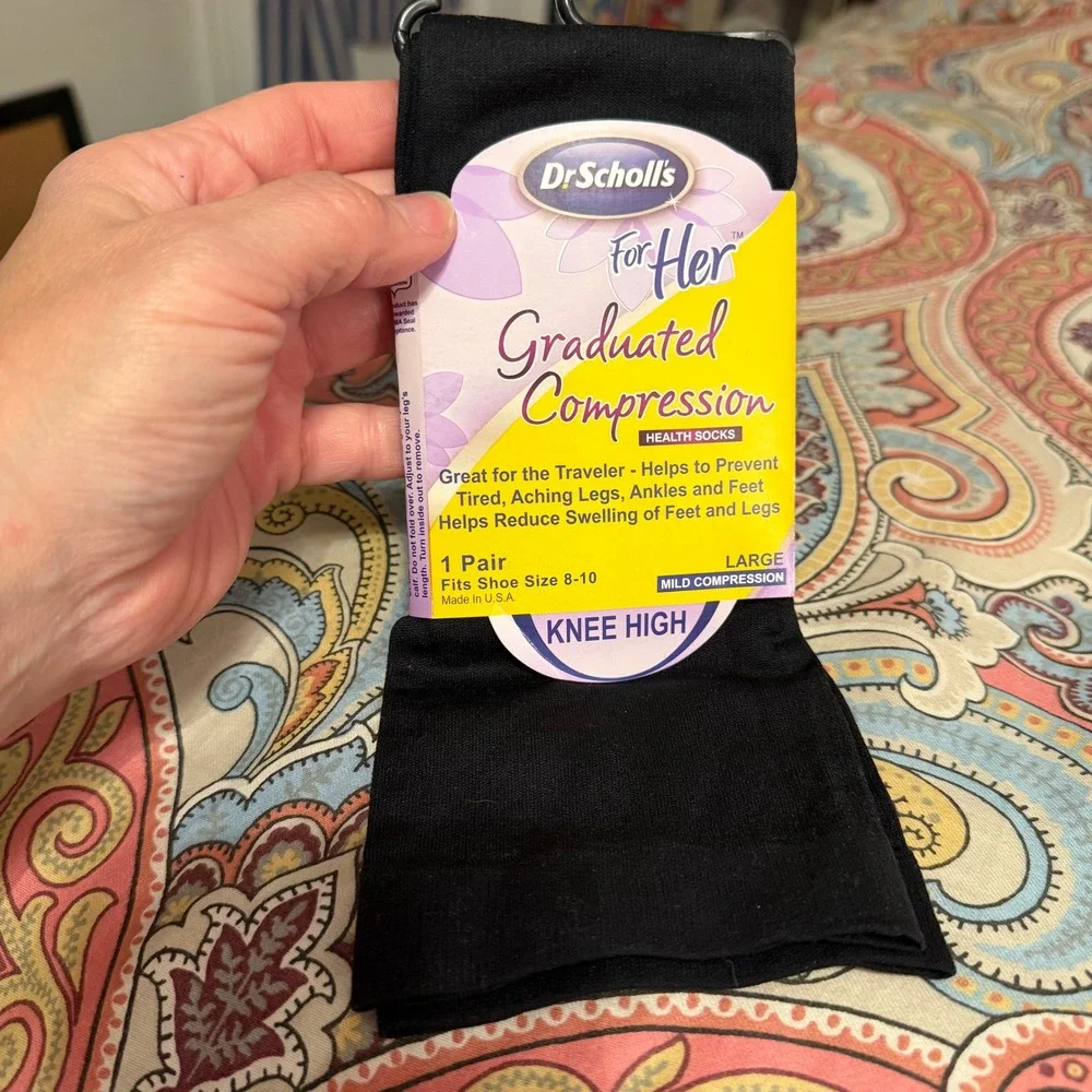 Dr Scholls For Her Graduated Compression Knee High Socks Black Large DSL-4000-B1